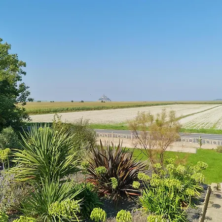 Casa vacanze Au Mont Chez Vous #jacuzzi Et Vue Mont-st-michel#