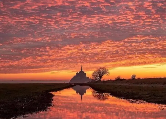 Casa vacanze Au Mont Chez Vous #jacuzzi Et Vue Mont-st-michel# *