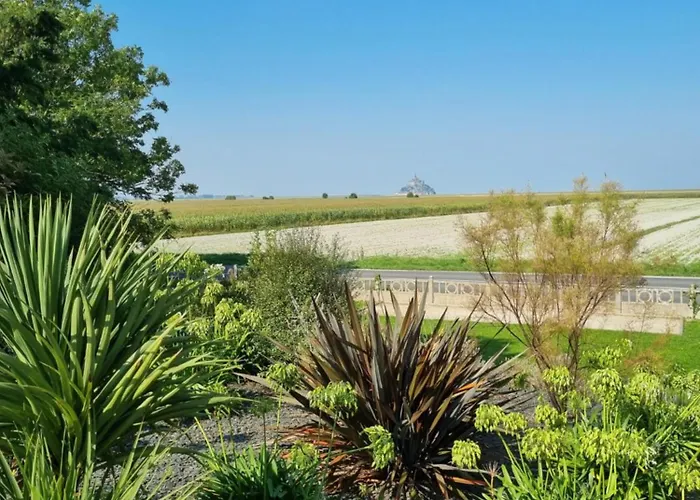Au Mont Chez Vous #jacuzzi Et Vue Mont-st-michel# Casa vacanze